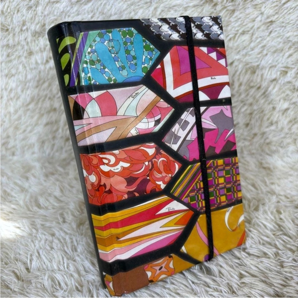 Emilio Pucci Vintage Notebook Tie Print Victoria &‎ Albert Museum Geometric